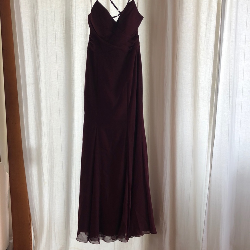 Azazie size A8 Carolina. Color Cabernet.